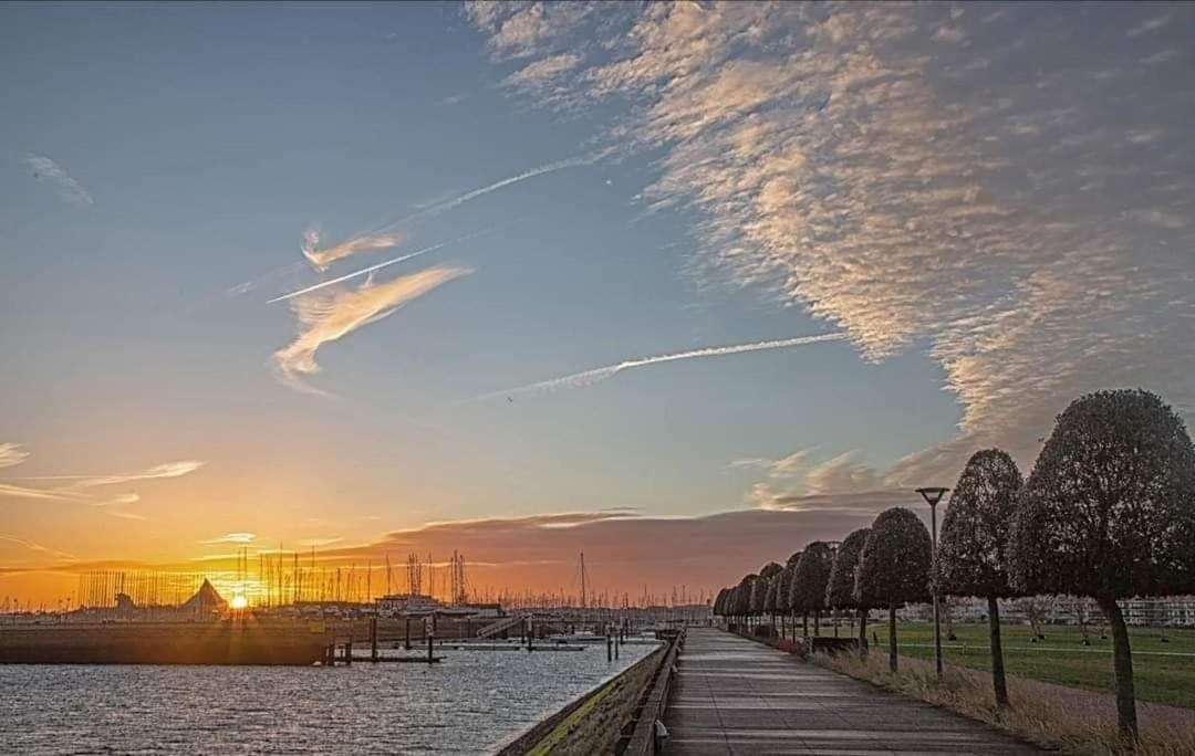 Duplex Villa Capricia Appartement Met Zwembad Nieuwpoort Jachthaven Dış mekan fotoğraf
