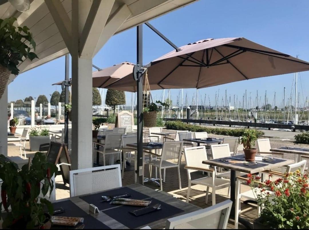 Duplex Villa Capricia Appartement Met Zwembad Nieuwpoort Jachthaven Dış mekan fotoğraf