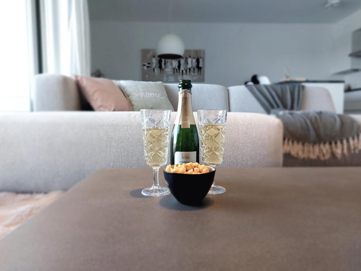 Duplex Villa Capricia Appartement Met Zwembad Nieuwpoort Jachthaven Dış mekan fotoğraf