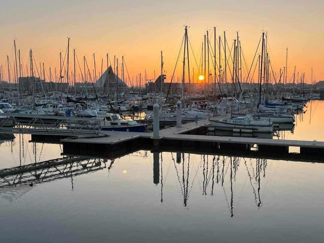 Duplex Villa Capricia Appartement Met Zwembad Nieuwpoort Jachthaven Dış mekan fotoğraf